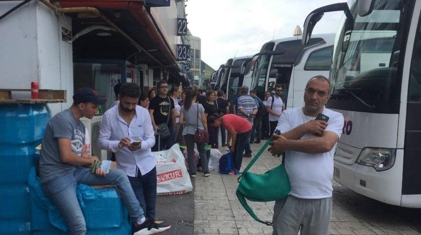 Otogarda Bayram Yoğunluğu Devam Ediyor