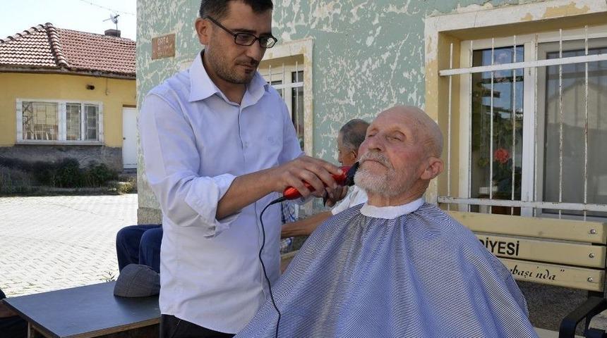 Kırsaldaki Vatandaşlara Ücretsiz Tıraş Hizmeti