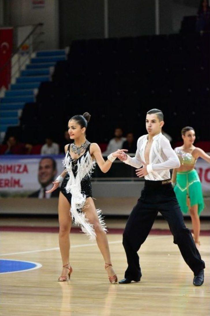 Dansın Ustaları Adana’da Buluştu G5