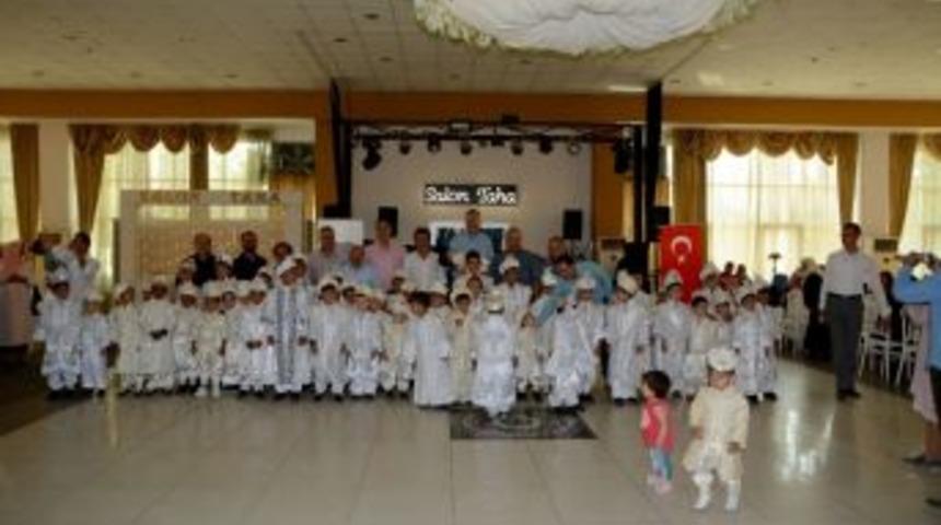 Karacabey Belediyesi&rsquo;nden Toplu S&uuml;nnet Ş&ouml;leni