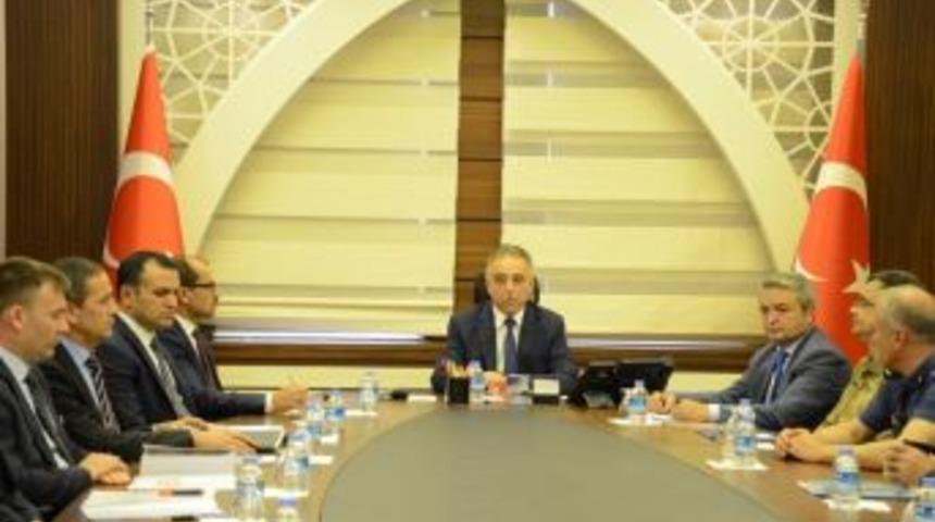 Hakkari&rsquo;de &lsquo;sınır Kapıları&rsquo; Konulu Toplantı