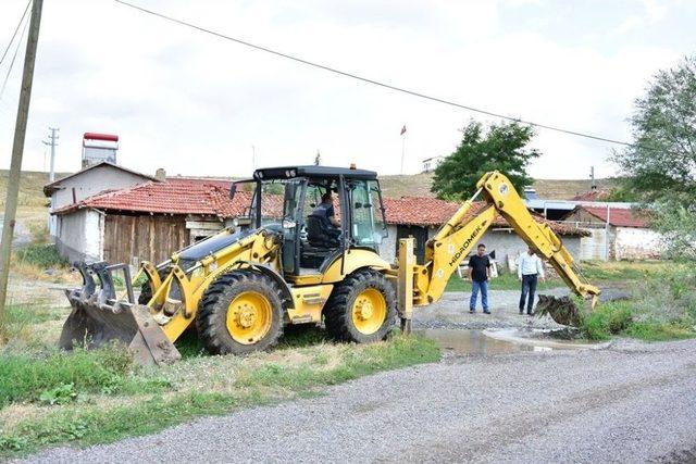 İnönü’de Yol Ve Kanal İyileştirme Çalışmaları