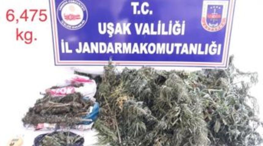 Uşak&rsquo;ta 6 Kilo 475 Gram Uyuşturucu Ele Ge&ccedil;irildi