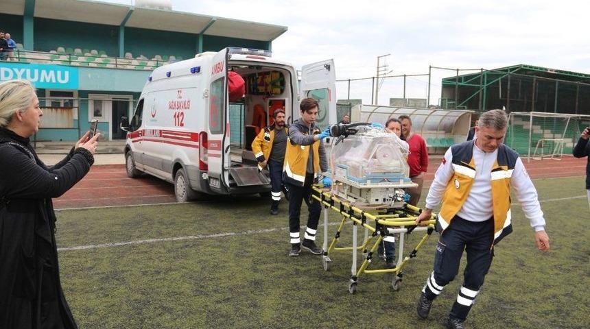 2 G&uuml;nl&uuml;k Bebek Helikopter Ambulansıyla Ankara&rsquo;ya Sevk Edildi