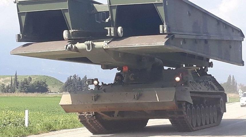 &rsquo;seyyar Y&uuml;z&uuml;c&uuml; H&uuml;cum K&ouml;pr&uuml;leri&rsquo; Afrin Yolunda