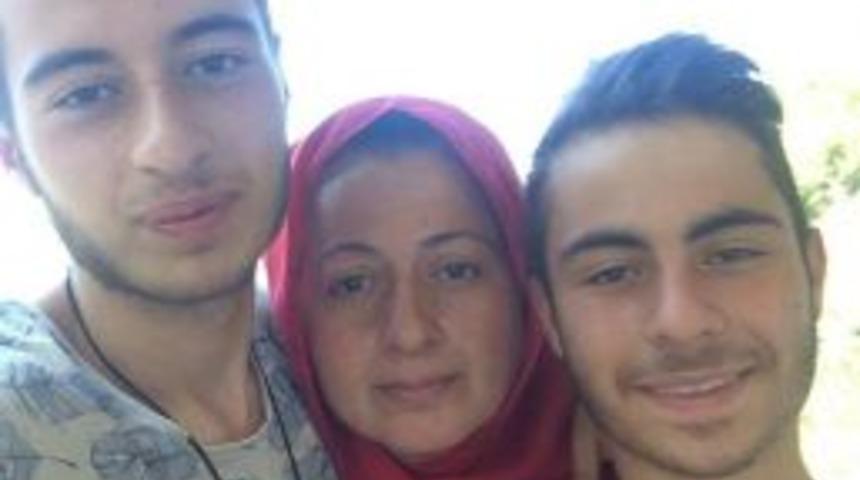 Cinnet Getiren Şahıs Silahla Kayınvalidesini &Ouml;ld&uuml;rd&uuml;, Dini Nikahlı Eşi Ve İki &Uuml;vey Oğlunu Ağır Yaraladı