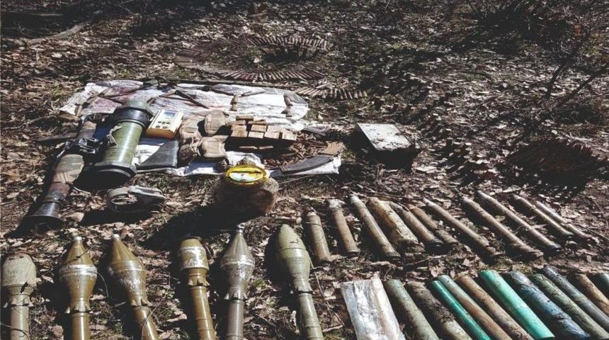 Şırnak&rsquo;ta Pkk&rsquo;ya Ait &Ccedil;ok Sayıda M&uuml;himmat Ele Ge&ccedil;irildi