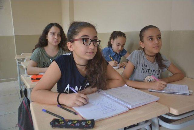 Şehzadeler&rsquo;de Yaz Kursları Devam Ediyor 1