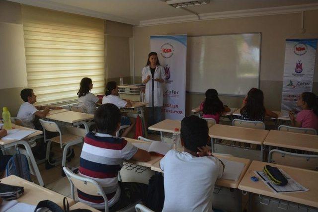 Şehzadeler&rsquo;de Yaz Kursları Devam Ediyor 2