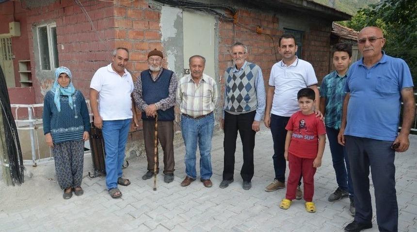 Telefon Telleri Kopunca D&uuml;nyayla İletişimleri Kesildi