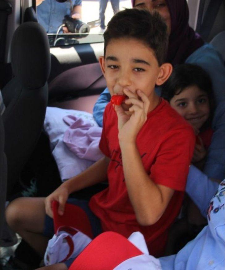 Validen Çocuklara ’kırmızı Düdük’ G4