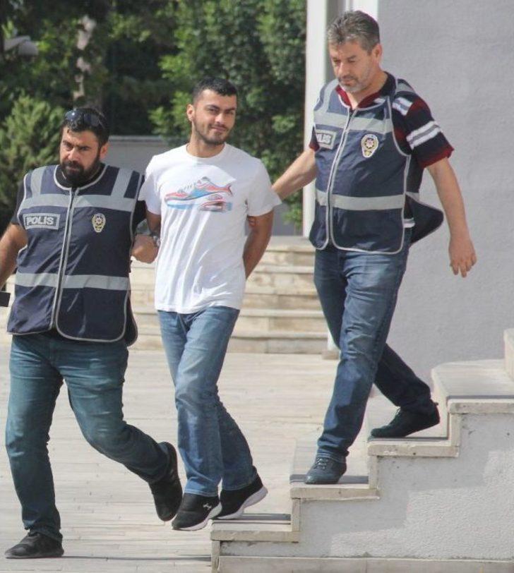 Polis "avcı" Kılığında Katil Zanlılarını Yakaladı G4