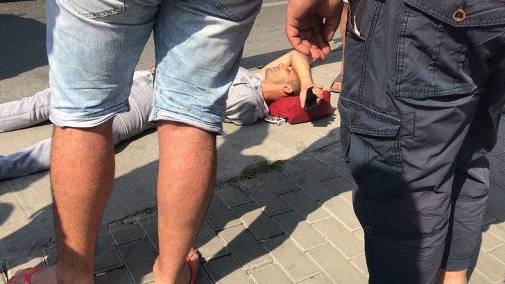 (özel) Motosikletli Şahsın Yayaya Çarpıp Seke Seke Olay Yerinden Kaçma Anları Kamerada G5