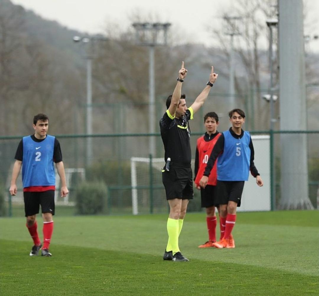 Video Yardımcı Hakem Sistemi (var) &Ccedil;evrimi&ccedil;i Olarak Denendi