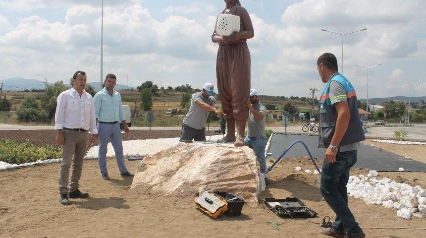 Manyas&rsquo;ta Peyzaj &Ccedil;alışmaları Yapılıyor