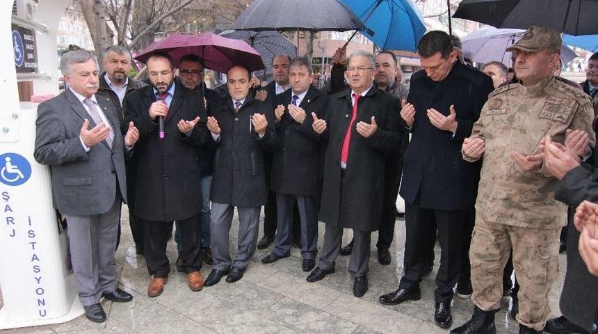 Safranbolu Esnaflarından Mehmet&ccedil;iğe 1.6 Ton Helva Ve Lokum