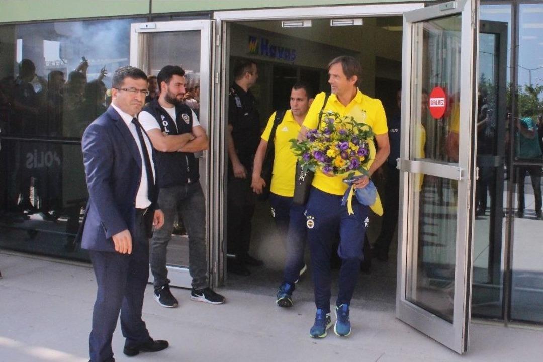 Fenerbah&ccedil;e İzmir&rsquo;de