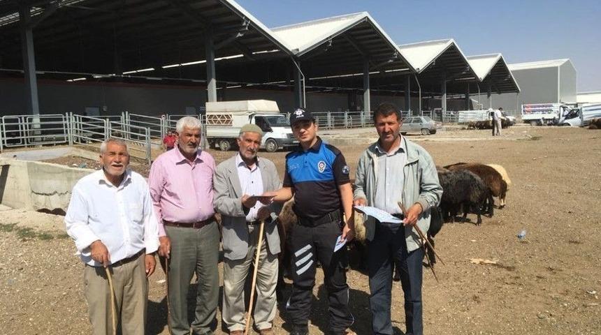 Patnos Polisinden Kurban Satıcılarına &rsquo;sahte Para&rsquo; Uyarısı