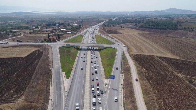 Bursa’da Bayram Tatili Yoğunluğu Havadan Görüntülendi