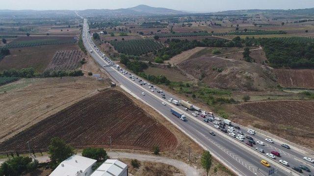 Bursa’da Bayram Tatili Yoğunluğu Havadan Görüntülendi