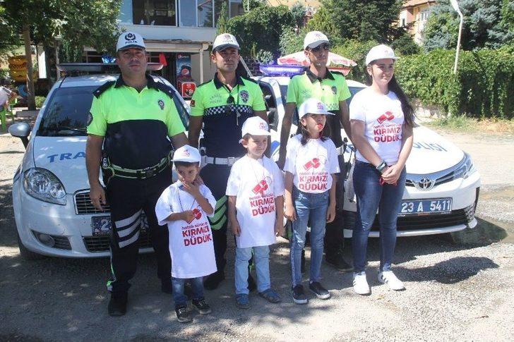 Drone İle Tespit Edilen Hatalı Sürücüler, Kırmızı Düdükle Uyarıldı G3