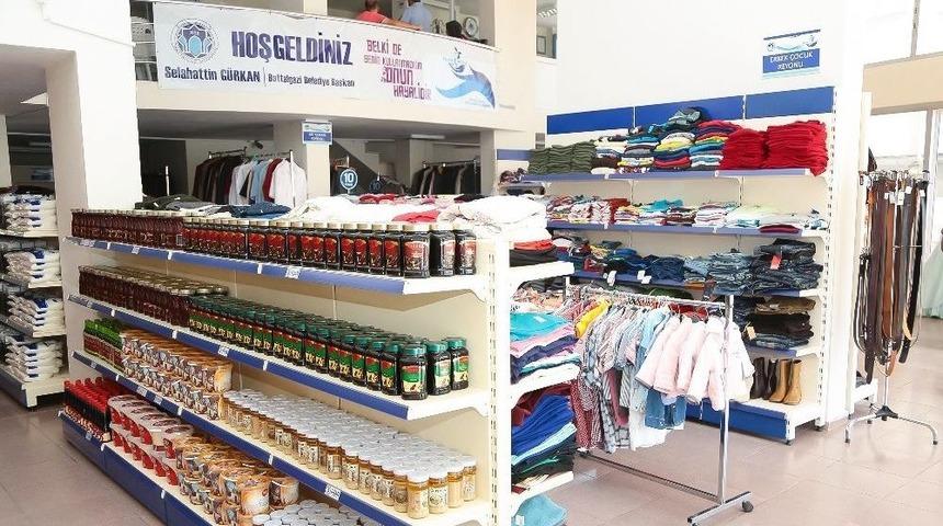 Battalgazi Belediyesi Hayır Çarşısı Hizmetlerine Devam Ediyor