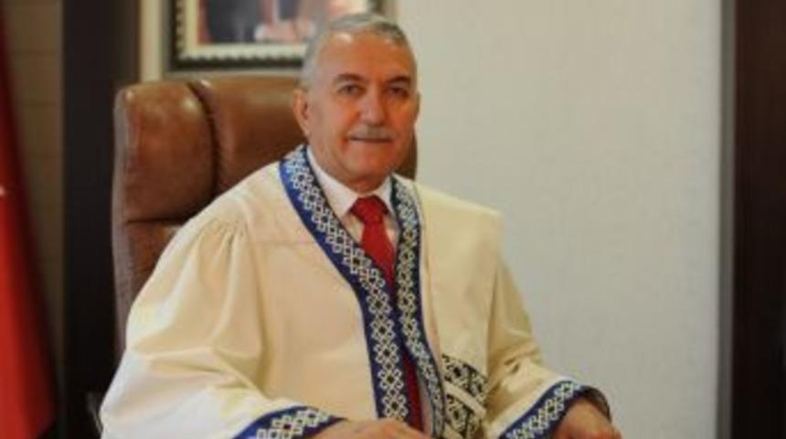 Rekt&ouml;r G&ouml;nen&rsquo;in 14 Mart Tıp Bayramı Mesajı