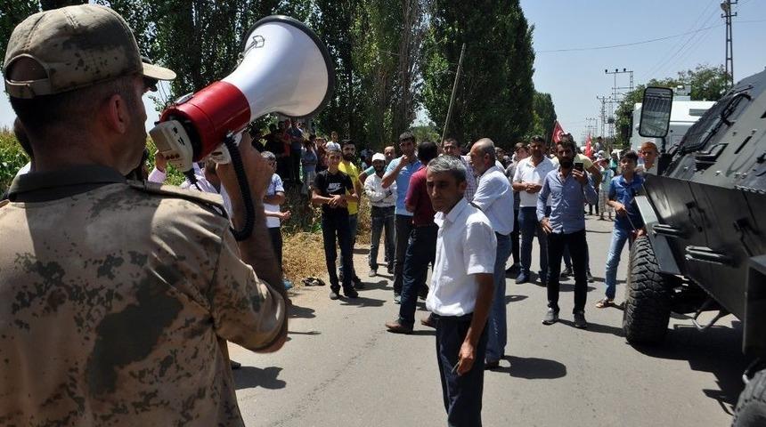 Balpınar&rsquo;da Jandarmaya Karşı Ka&ccedil;ak Elektrik Savunması