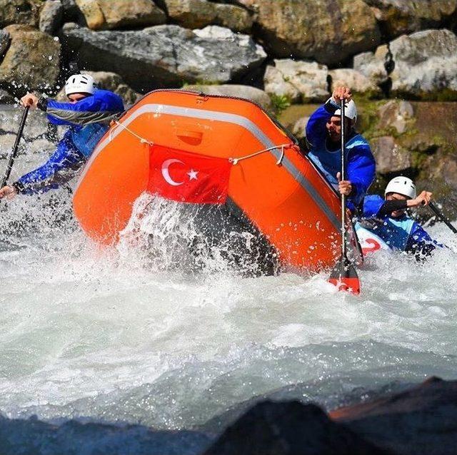 Türkler Dünya Şampiyonu Oldu