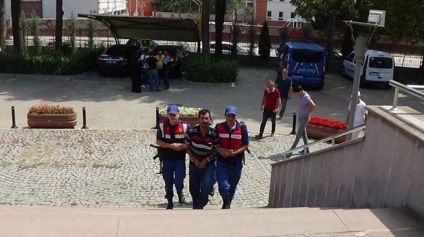 Ortalığı Savaş Alanına &Ccedil;eviren Kazaya Neden Olduğu İddia Edilen Tırın S&uuml;r&uuml;c&uuml;s&uuml; Tutuklandı