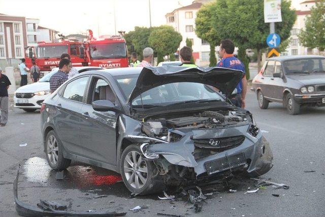 Elazığ’da Trafik Kazası: 6 Yaralı