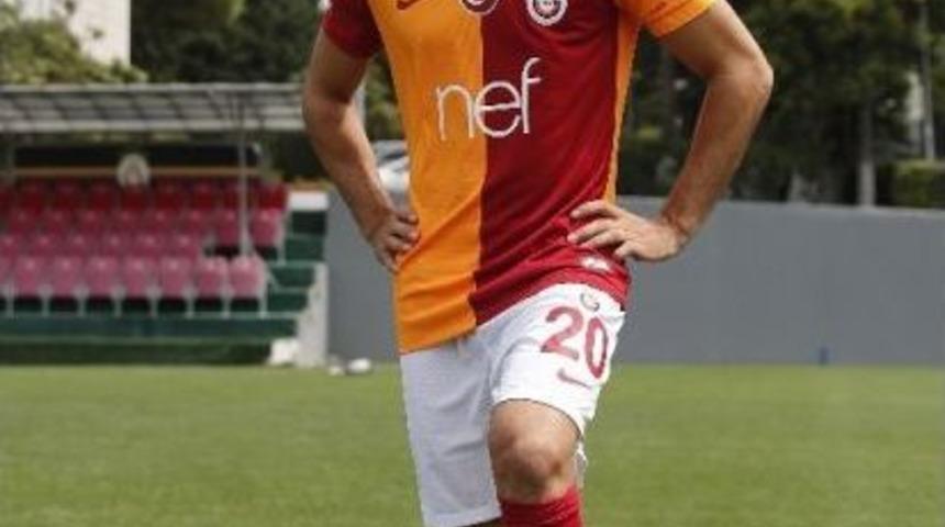 Emre Akbaba 20 Numaralı Formayı Giyecek