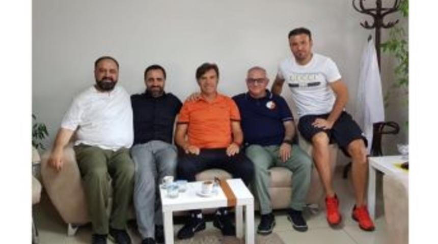 Van B&uuml;y&uuml;kşehir Belediyespor Futbolcuları Sağlık Taramasından Ge&ccedil;ti