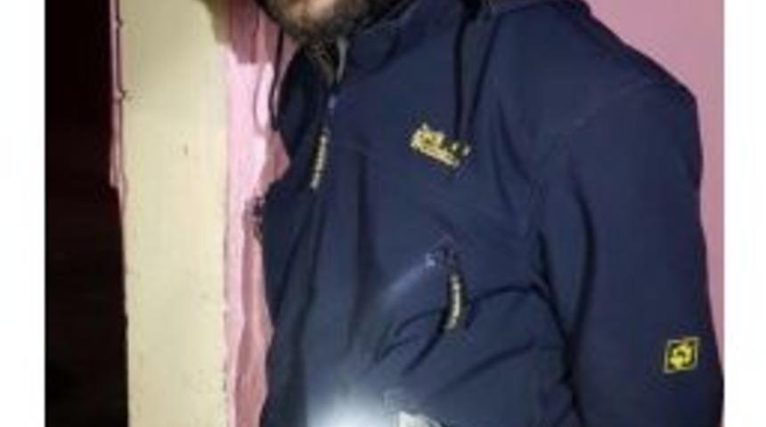 İki Defa Firar Etti, Metruk Binada Saklanırken Yakalandı