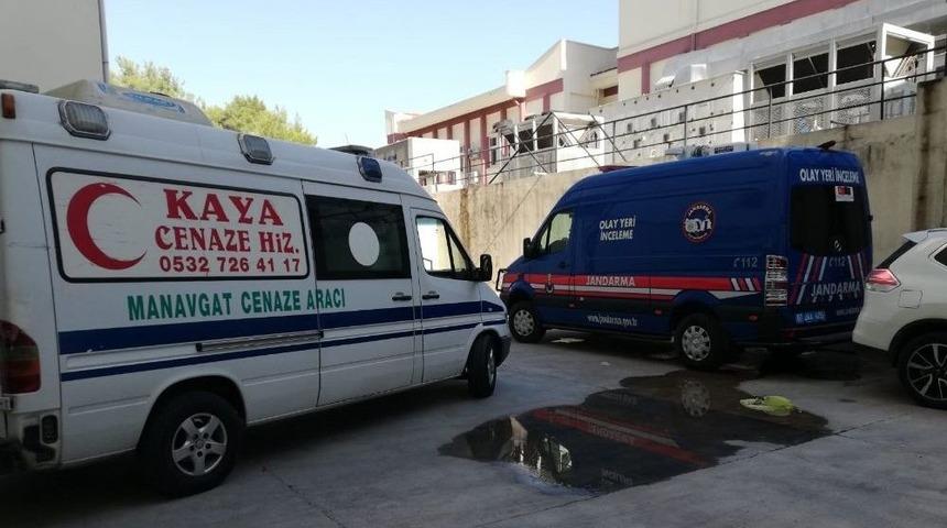 5 Yıldızlı Otel &Ccedil;alışanı Bodrum Kattaki Suyu Boşaltırken Yaşamını Yitirdi