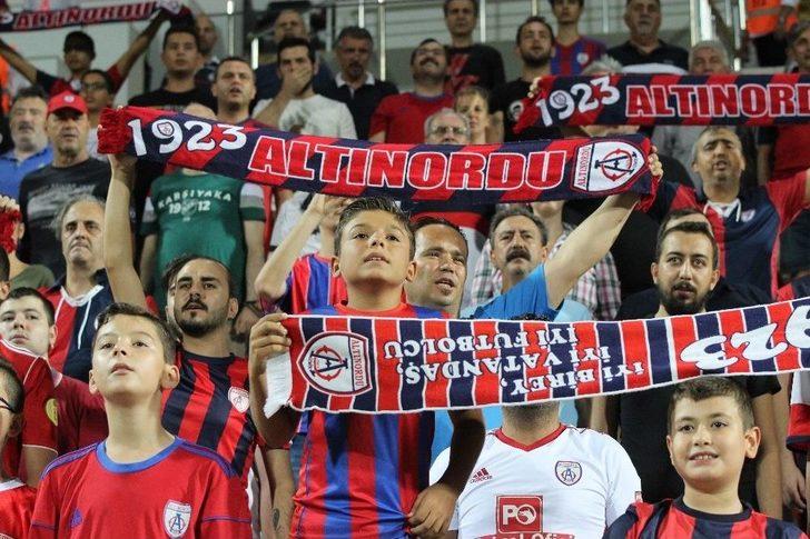Spor Toto 1. Lig: Altınordu: 1 - Gençlerbirliği: 2 G1