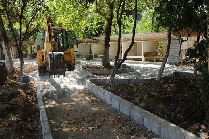 Kuşadası’nda 5 Yeni Parkın Yapımı Devam Ediyor G5