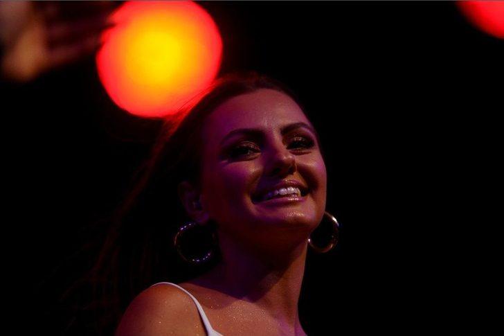 Dünya Starı Alexandra Stan’dan Çanakkale’de Muhteşem Konser G1
