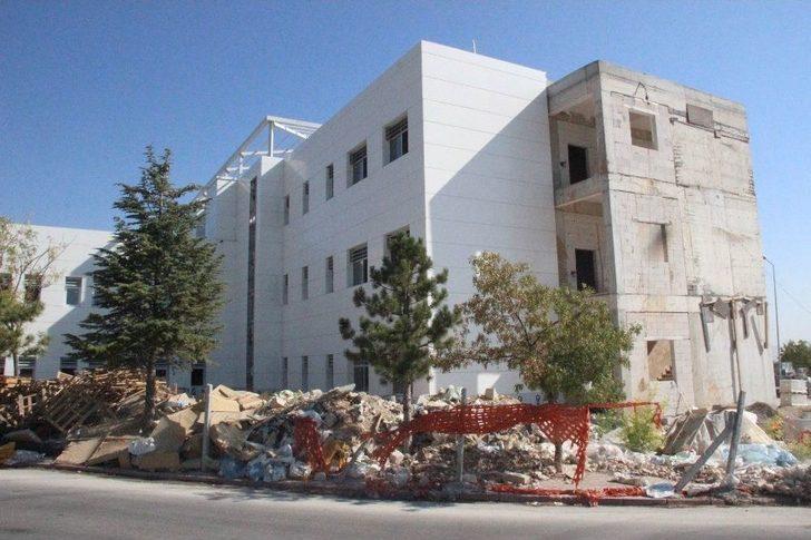 Selçuk Üniversitesinden Avrupa Standartlarında İkinci Hayvan Hastanesi G4