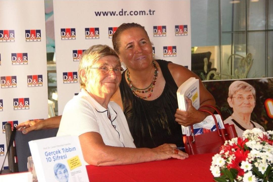 "canan Karatay "kırmızı Eti Kuyruk Yağıyla T&uuml;ketin"