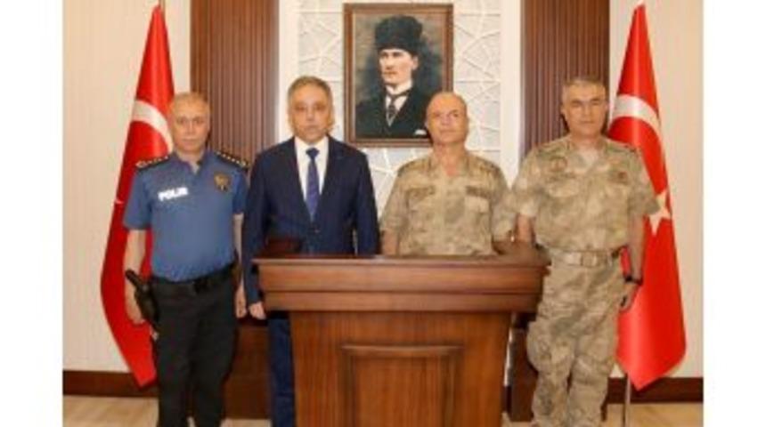 Tümgeneral İlbaş’tan Vali Toprak’a Ziyaret