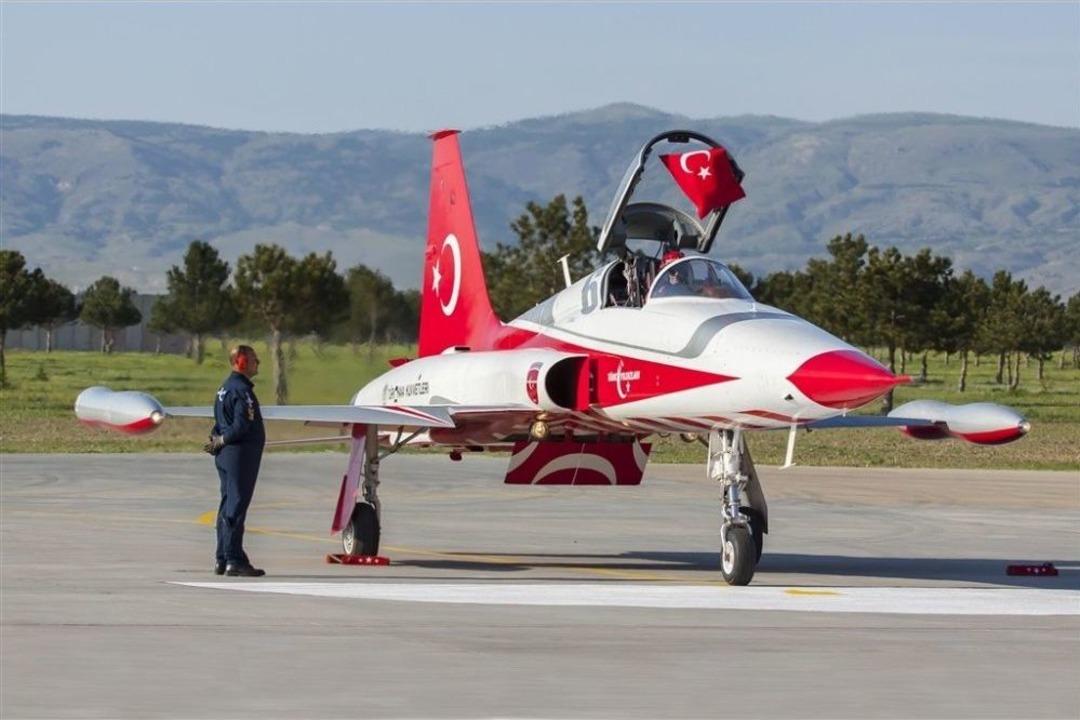 T&uuml;rk Yıldızları Edremit Semalarında U&ccedil;acak