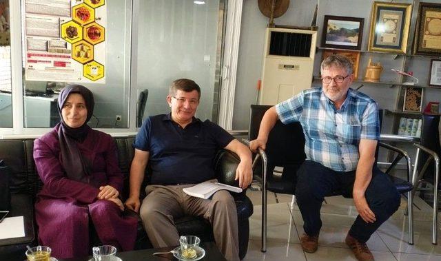 Davutoğlu, Kaşif Durukan&rsquo;ı Ziyaret Etti 1