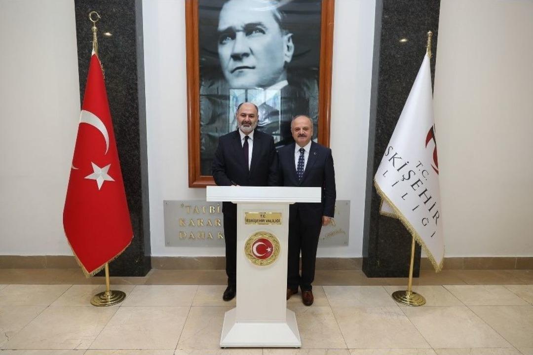 Milli Savunma Bakan Yardımcısı Kavaklıoğlu&rsquo;dan Vali &Ccedil;akacak&rsquo;a Ziyaret