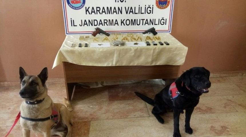 Karaman&rsquo;da Ruhsatsız Tabanca Ve Esrar Operasyonu