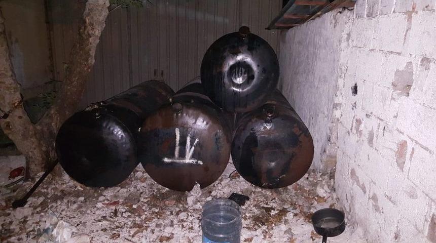 Mersin&rsquo;de 6 Bin Litre Ka&ccedil;ak Akaryakıt Ele Ge&ccedil;irildi