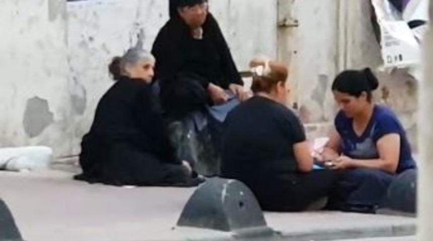 (&ouml;zel)taksim&rsquo;de Dilenciler Topladıkları Paraları B&ouml;yle Paylaştı