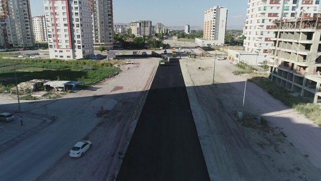 Kocasinan’da Yollar Daha Geniş Ve Konforlu Hale Geliyor