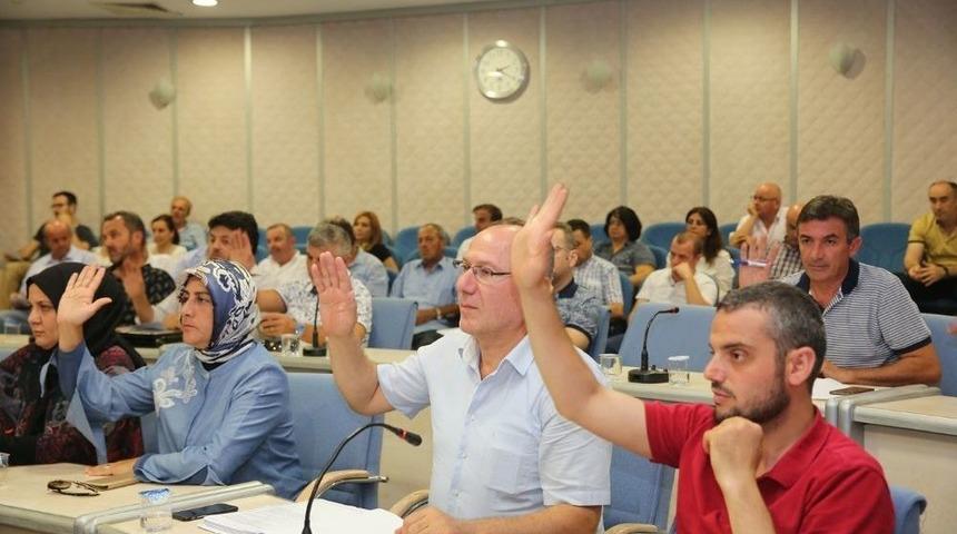 Camili&rsquo;deki Caddeye Vefat Eden M&uuml;d&uuml;r&uuml;n İsmi Verilecek