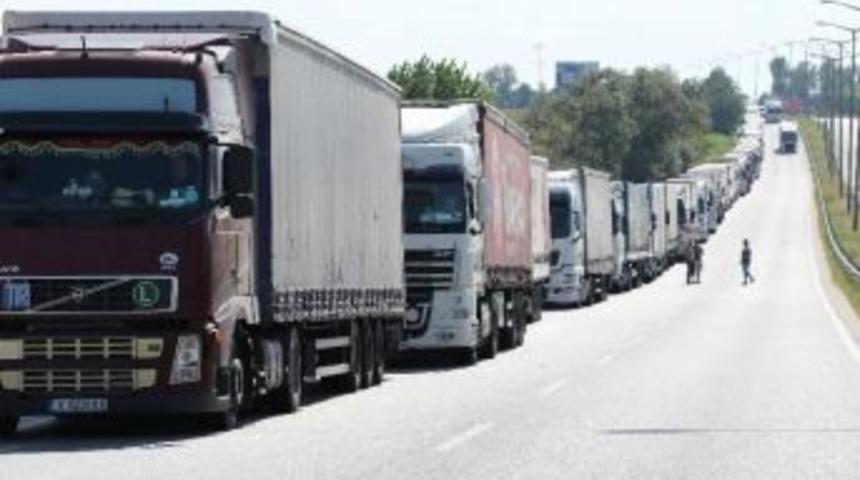 Kapıkule&rsquo;den Ağustos Ayında 43 Bin Tır Ge&ccedil;iş Yaptı